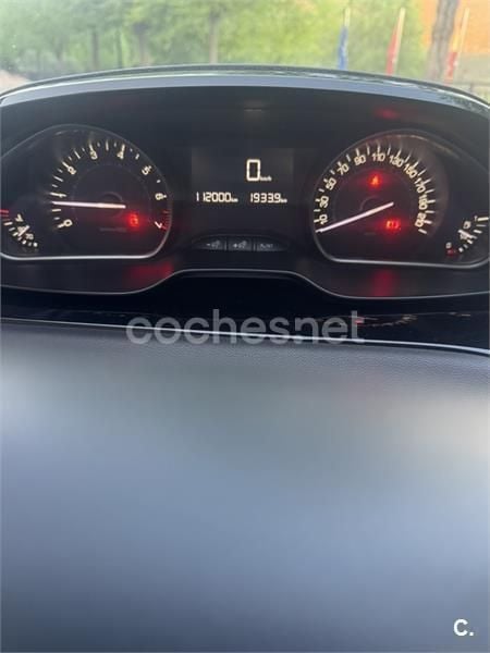 Blanco Usado 2019 Peugeot 208 Utilitario | 6670 € (Super precio) - Imagen 1/4