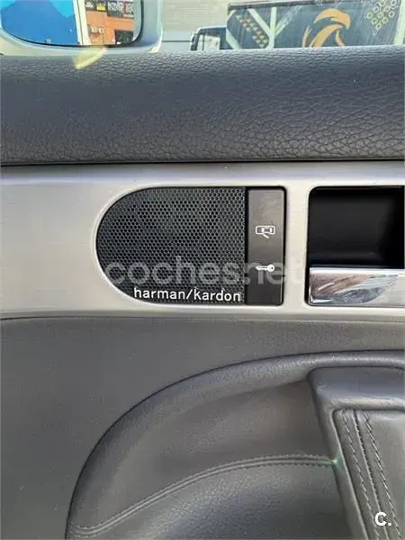 Usado VW Touareg 225 CV (165 kW) 2006 Gris / plata SUV