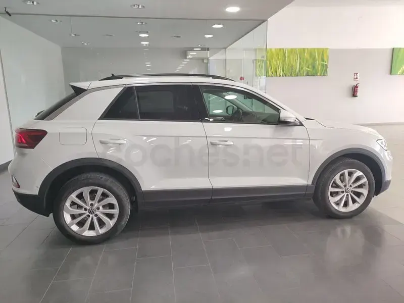 Usado VW T-Roc Life 115 CV (84 kW) 2023 Blanco SUV
