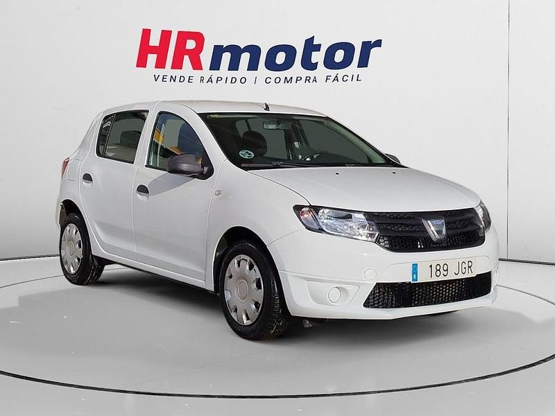 Blanco Usado 2015 Dacia Sandero Ambiance Utilitario | 6940 € (Precio justo) - Imagen 1/4