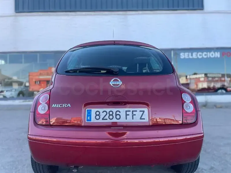 Usado Nissan Micra Acenta 88 CV (64 kW) 2007 Granate Berlina