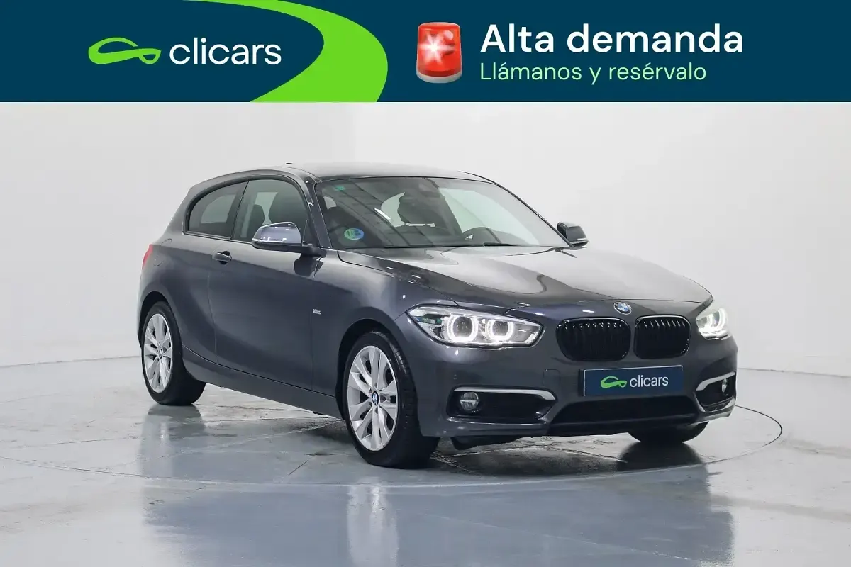 Käytetty BMW 118 Urban Line 140 HP (102 kW) 2017 Harmaa Viistoperä