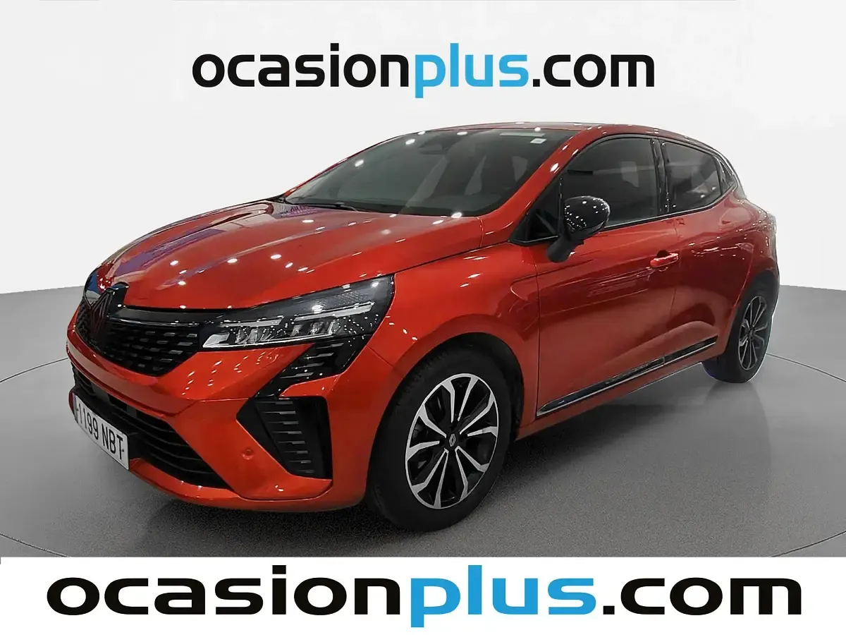 Usado Renault Clio Techno 101 CV (74 kW) 2025 Utilitario