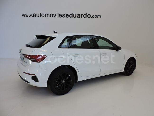 Usado Audi A3 110 CV (80 kW) 2022 Blanco Berlina