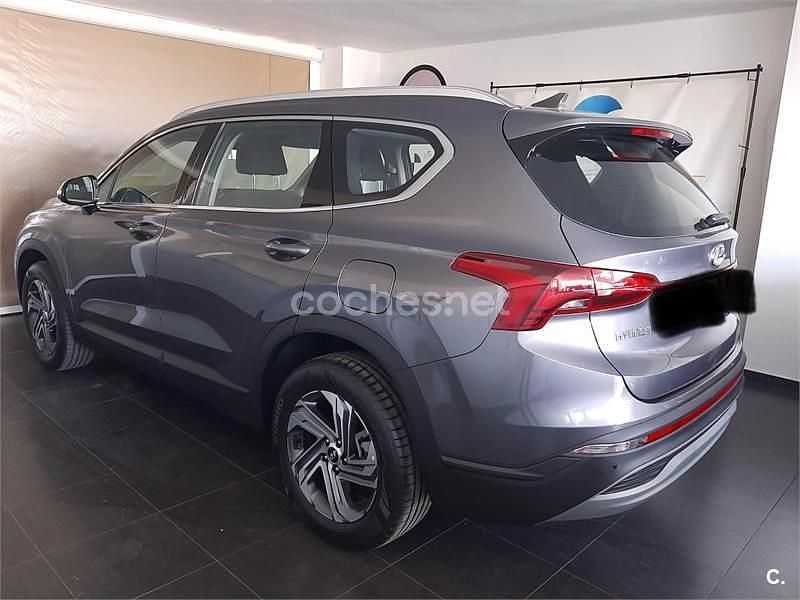 Usado Hyundai Santa Fe 194 CV (142 kW) 2024 Gris / plata SUV