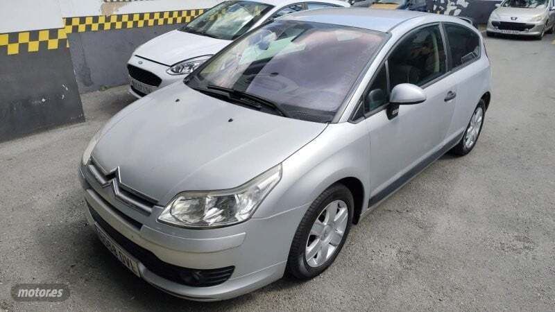 Gris Usado 2006 Citroën C4 Coupe | 4700 € (Un poco caro) - Imagen 1/4