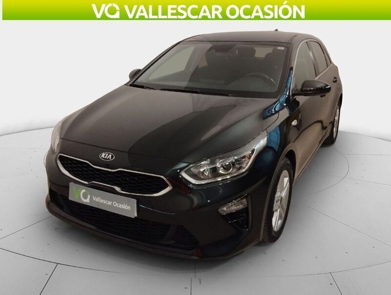 Negro Usado 2021 Kia Ceed Berlina | 14.500 € (Precio justo) - Imagen 1/4