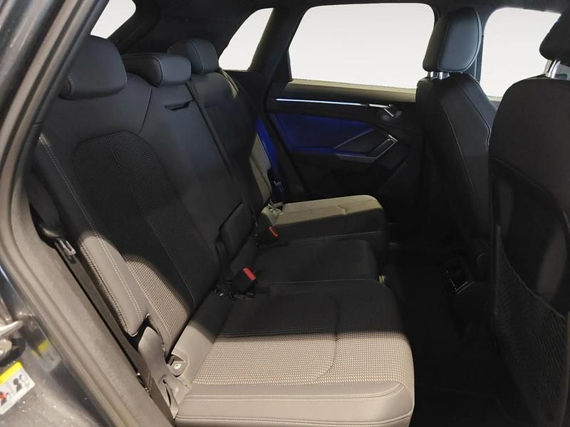 Usado Audi Q3 S-Line 150 CV (110 kW) 2025 Gris/plata SUV