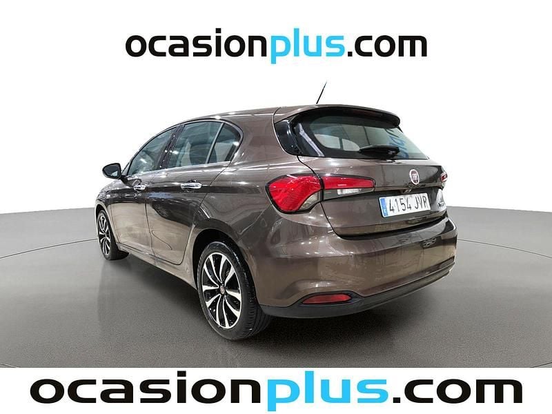 Usado Fiat Tipo Lounge 95 CV (69 kW) 2016 Marrón Utilitario