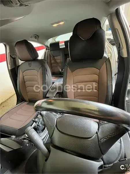 Usado Opel Insignia Cosmo 130 CV (95 kW) 2011 Gris / plata Berlina