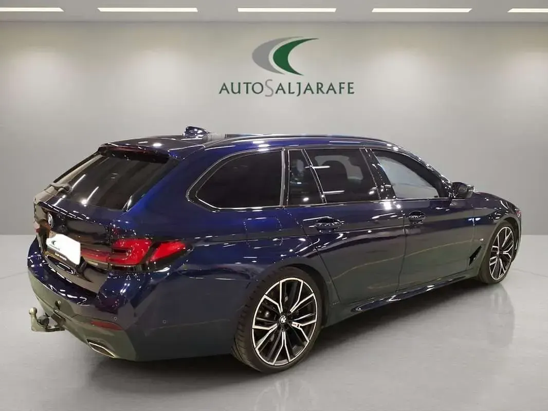Usado BMW 520 Comfort Edition 189 CV (139 kW) 2023 Azul Berlina