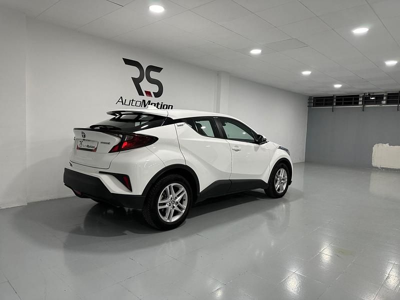 Usado Toyota C-HR Active 122 CV (89 kW) 2023 Blanco SUV