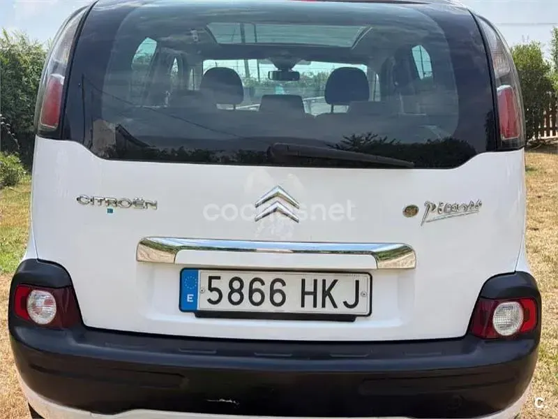 Usado Citroën C3 Picasso 120 CV (88 kW) 2012 Blanco Monovolumen
