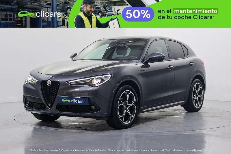 Usado Alfa Romeo Stelvio Veloce 209 CV (153 kW) 2021 Gris SUV
