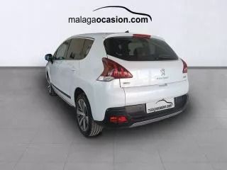 Usado Peugeot 3008 Allure 131 CV (96 kW) 2016 Blanco Berlina
