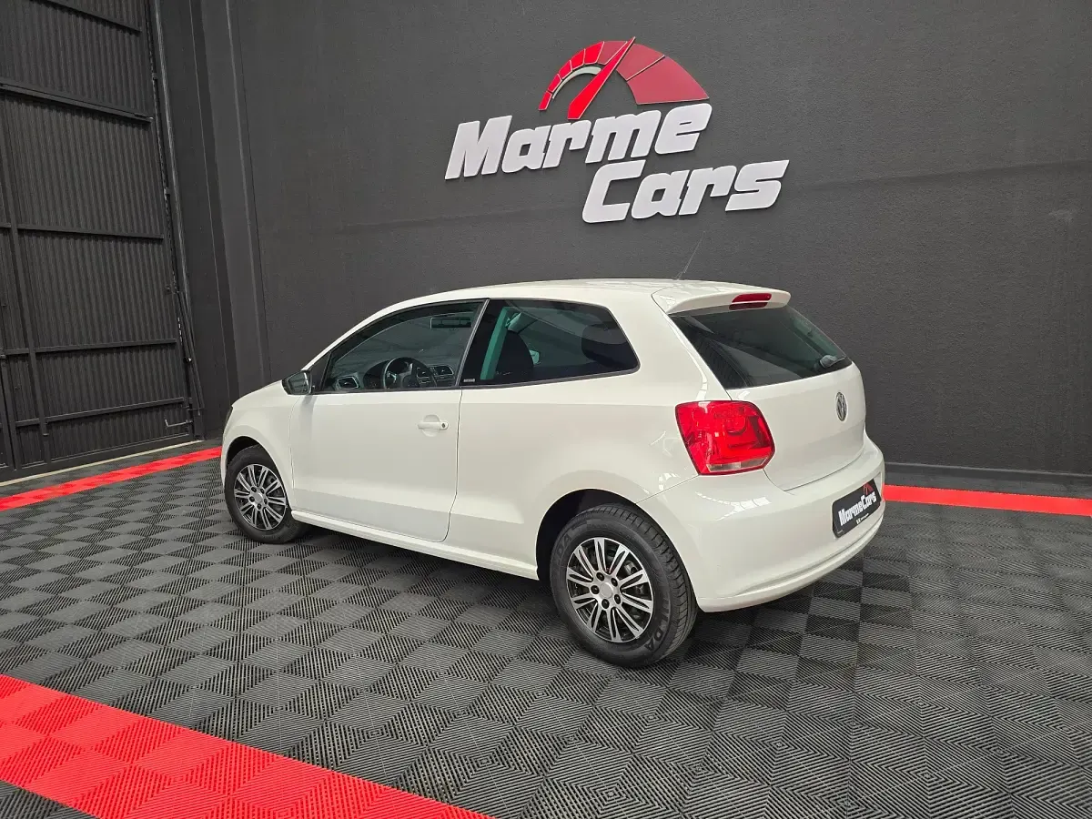 Usado VW Polo Advance 60 CV (44 kW) 2012 Blanco Utilitario