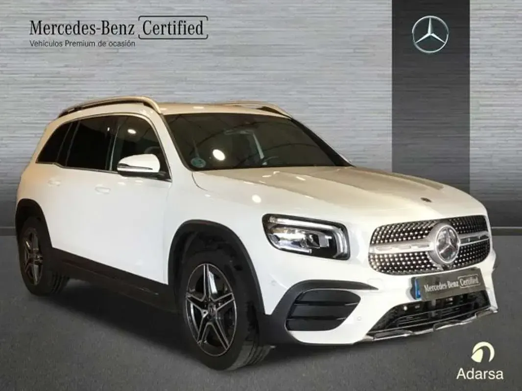 Usado Mercedes GLB200 AMG line 150 CV (110 kW) 2023 SUV
