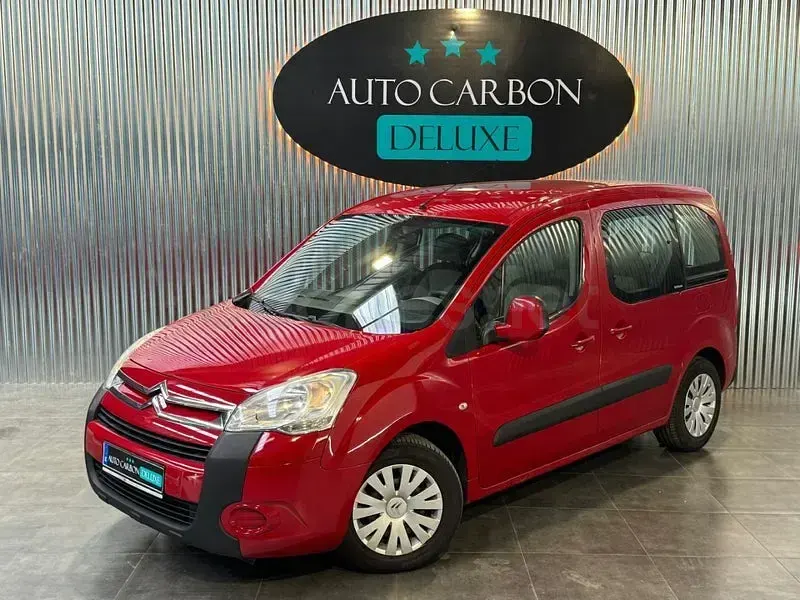 Usado Citroën Berlingo 90 CV (66 kW) 2011 Rojo Monovolumen
