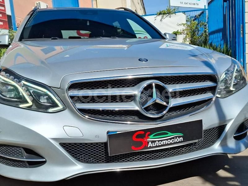 Usado Mercedes E300 Avantgarde 231 CV (169 kW) 2015 Gris / plata Familiar