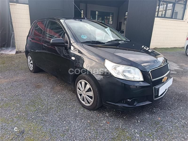 Usado Chevrolet Aveo LS 84 CV (61 kW) 2010 Negro Berlina