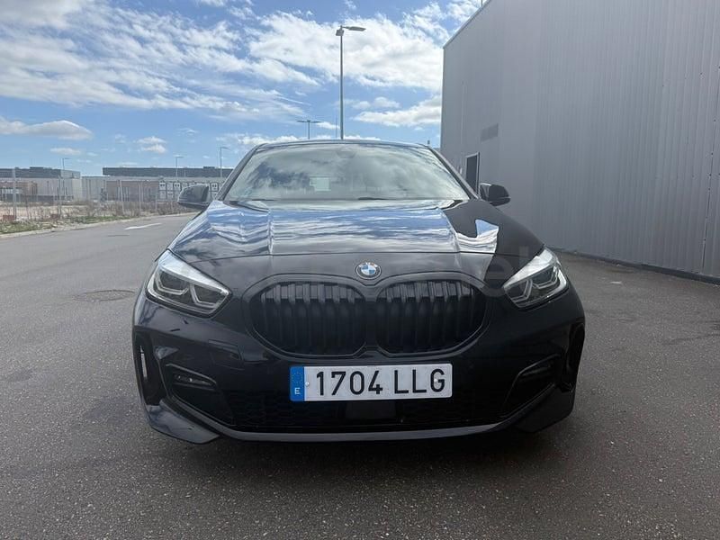 Usado BMW 118 Comfort Edition 140 CV (102 kW) 2020 Negro Utilitario