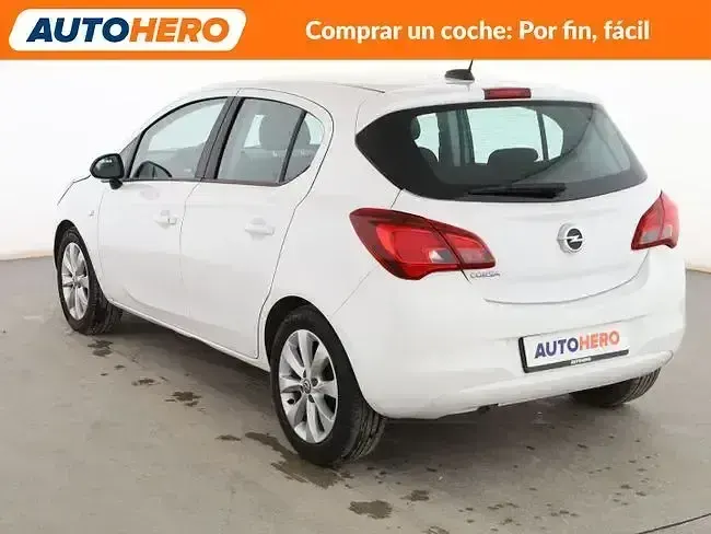 Usado Opel Corsa Selective 100 CV (73 kW) 2018 Blanco Utilitario