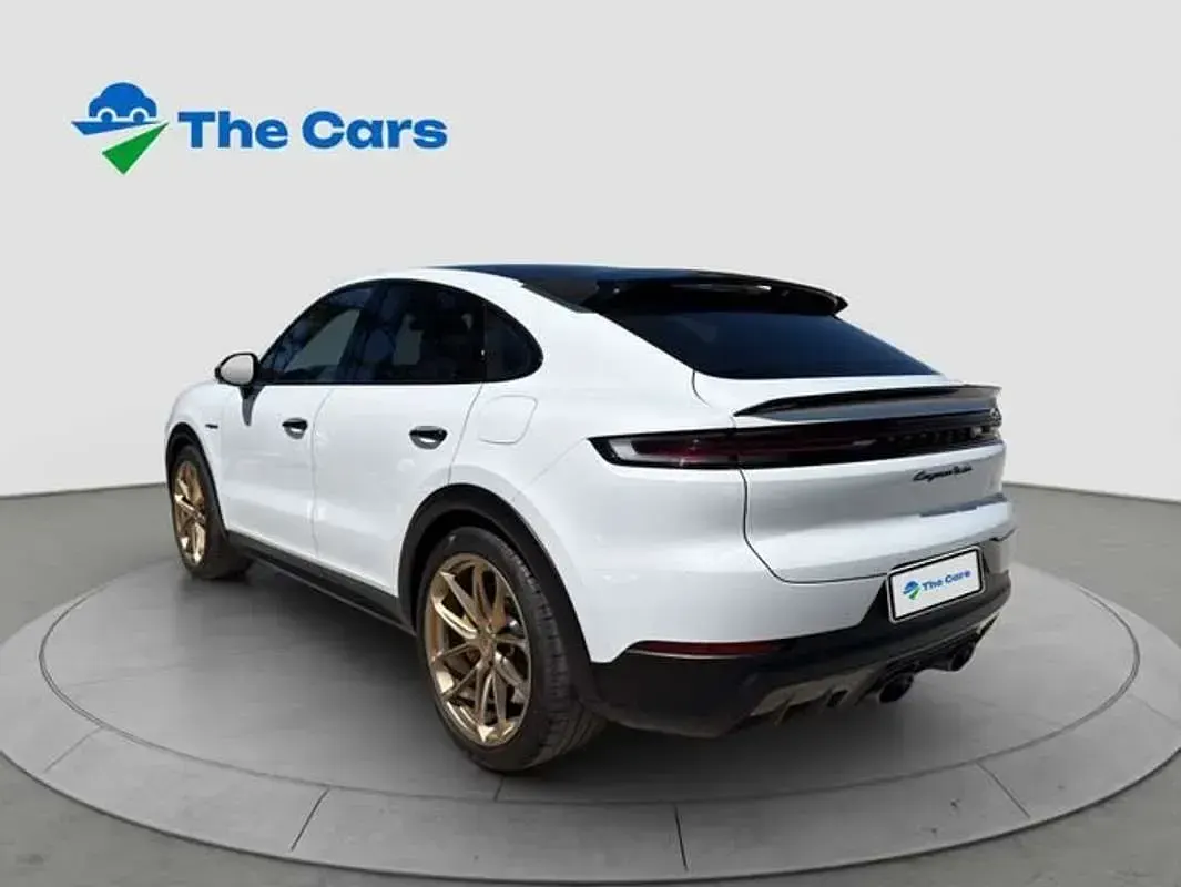 Usado Porsche Cayenne Turbo E-Hybrid 740 CV (544 kW) 2024 Blanco SUV