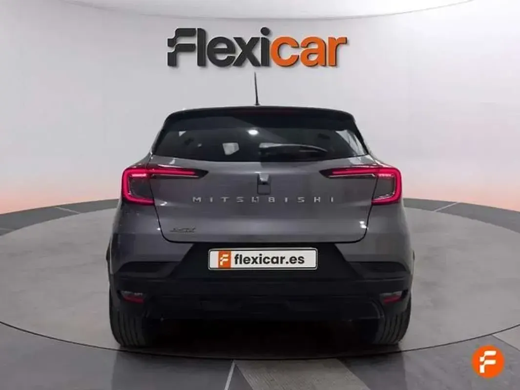 Usado Mitsubishi ASX Motion 91 CV (66 kW) 2024 Gris SUV