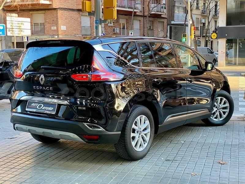 Usado Renault Espace Intens 131 CV (96 kW) 2017 Negro Monovolumen