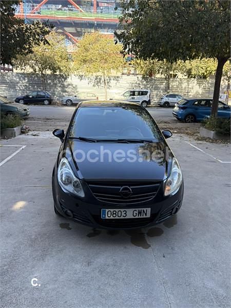 Negro Usado 2010 Opel Corsa Berlina | 3500 € (Buen precio) - Imagen 1/4
