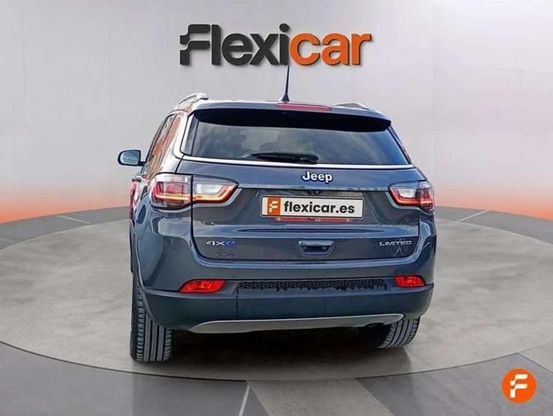 Usado Jeep Compass Limited 190 CV (139 kW) 2022 Gris SUV
