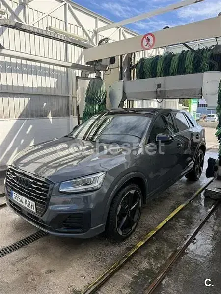 Usado Audi Q2 Design 150 CV (110 kW) 2017 Gris / plata SUV