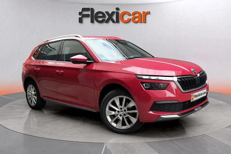 Usado Skoda Kamiq Ambition 110 CV (80 kW) 2022 Rojo SUV