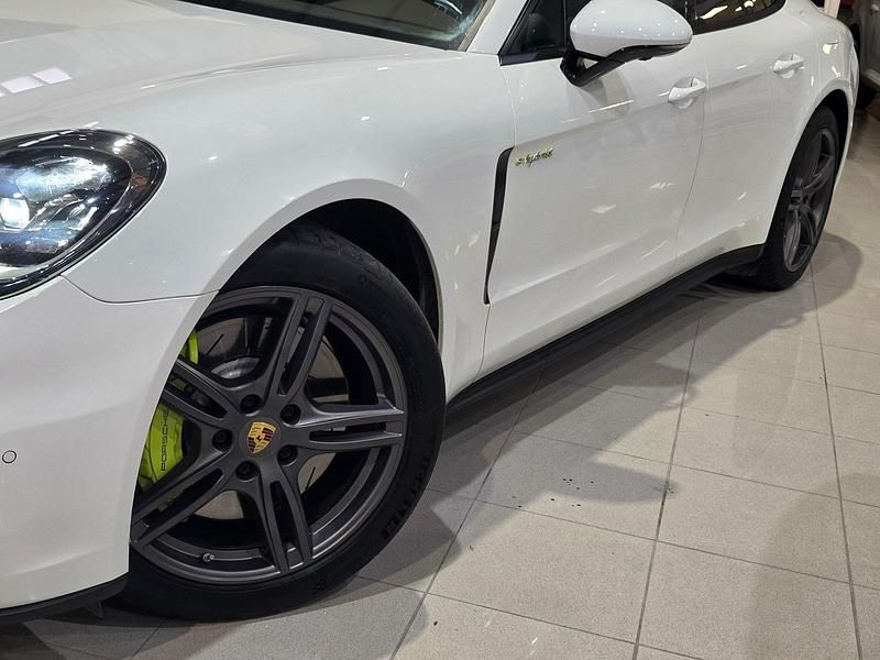 Usado Porsche Panamera 4 462 CV (339 kW) 2018 Blanco Berlina