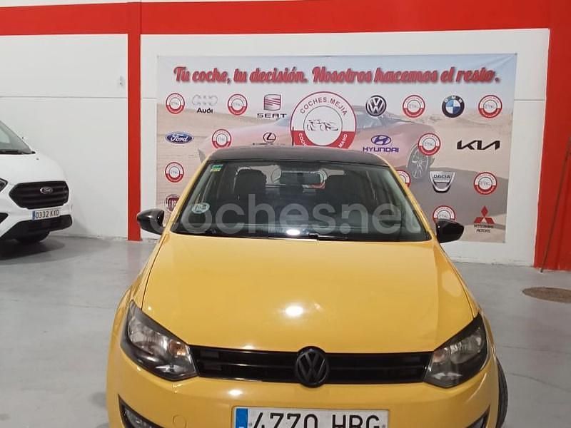 Amarillo Usado 2011 VW Polo Advance Berlina | 6260 € (Precio justo) - Imagen 1/4