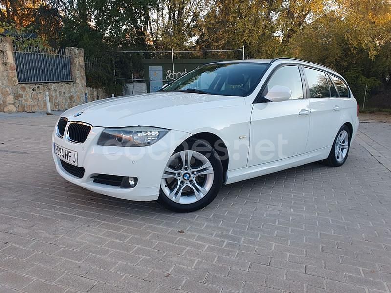 Blanco Usado 2011 BMW 320 Efficient Dynamics Familiar | 7900 € (Buen precio) - Imagen 1/4