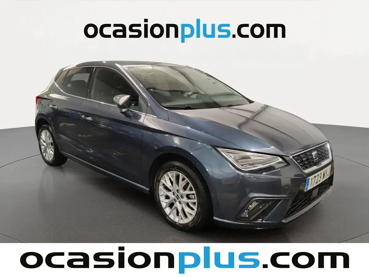 Usado Seat Ibiza XCELLENCE 116 CV (85 kW) 2025 Gris Utilitario