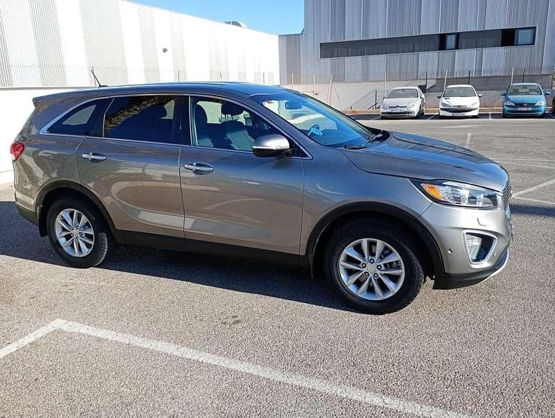Gris Usado 2020 Kia Sorento SUV | 18.000 € - Imagen 1/4
