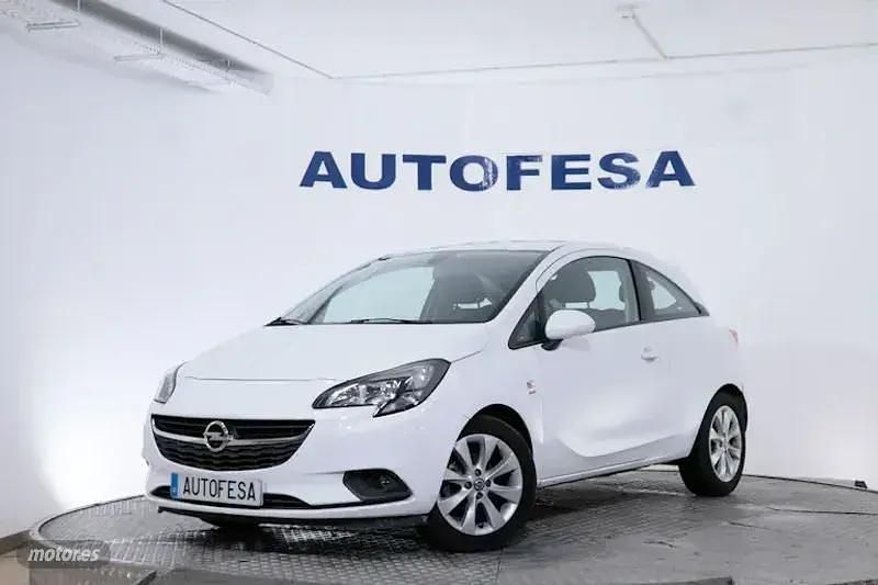 Blanco Usado 2017 Opel Corsa Active Utilitario | 8250 € (Buen precio) - Imagen 1/4