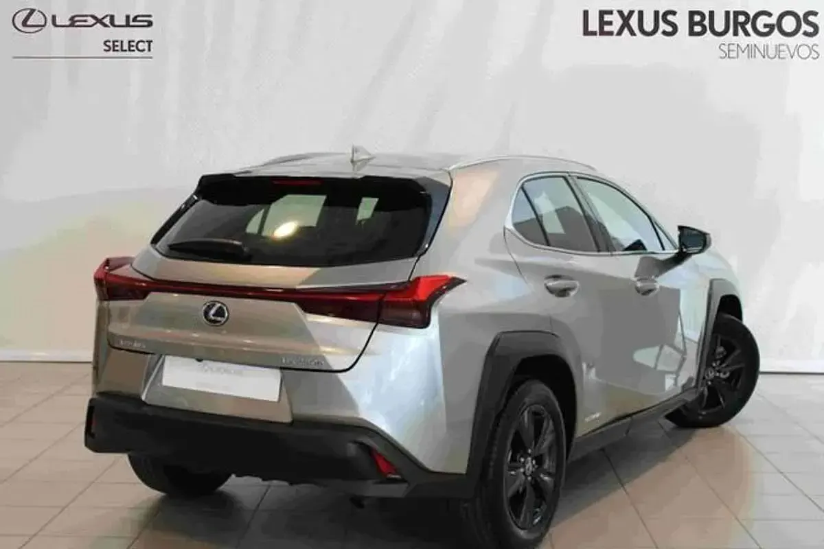 Usado Lexus UX 250h Business Edition 184 CV (135 kW) 2022 Gris SUV