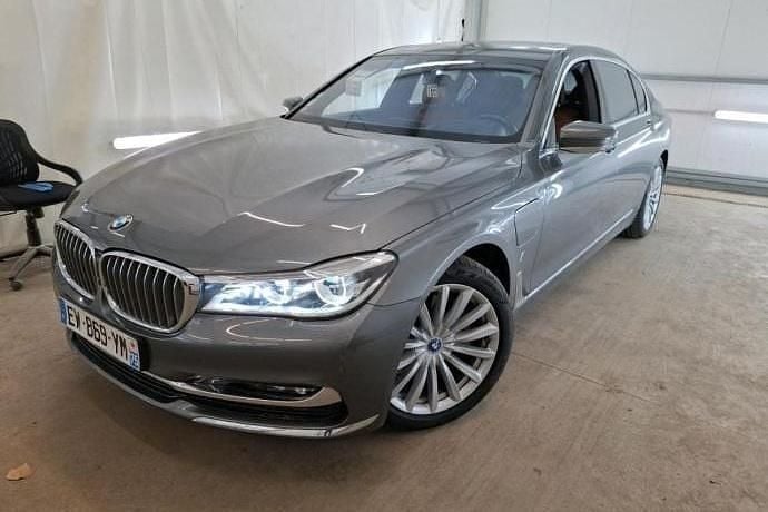 Usado 2018 BMW 740 iPerformance Berlina | 38.850 € - Imagen 1/4