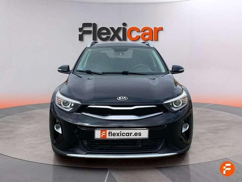 Usado Kia Stonic 110 CV (80 kW) 2018 Negro SUV