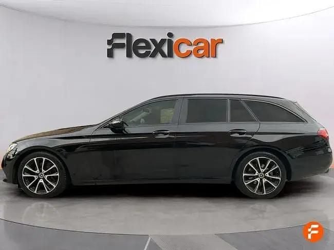 Käytetty Mercedes E220 194 HP (142 kW) 2019 Musta Farmari