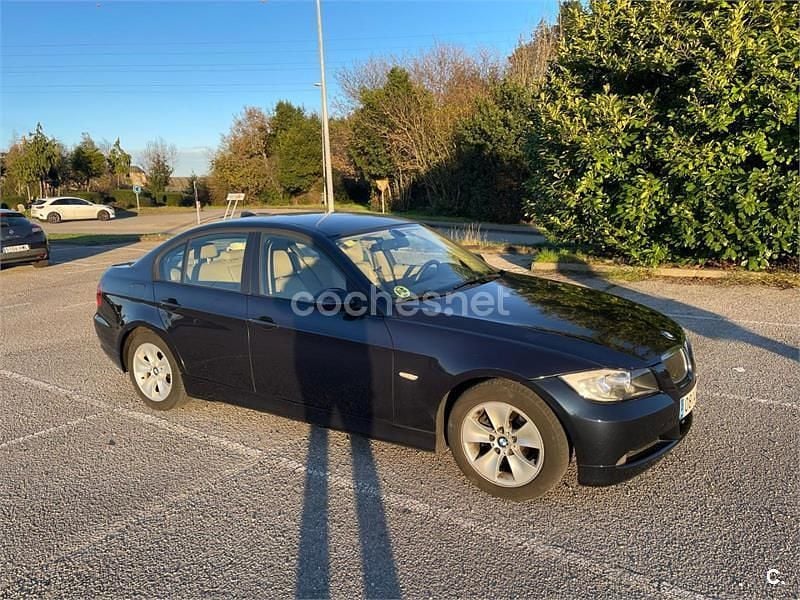 Usado BMW 320 163 CV (119 kW) 2007 Azul Berlina