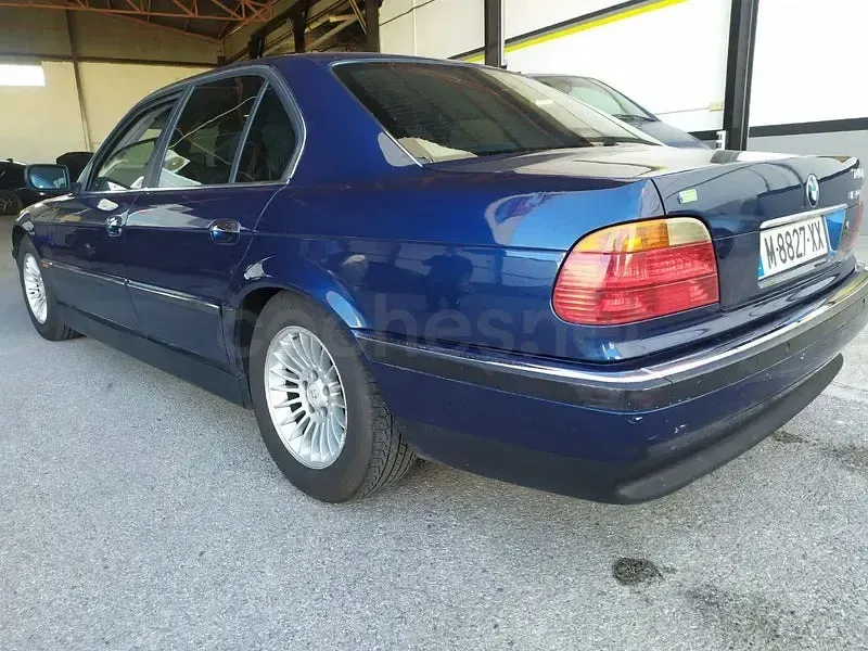 Usado BMW 740 Comfort Edition 286 CV (210 kW) 1999 Azul Berlina