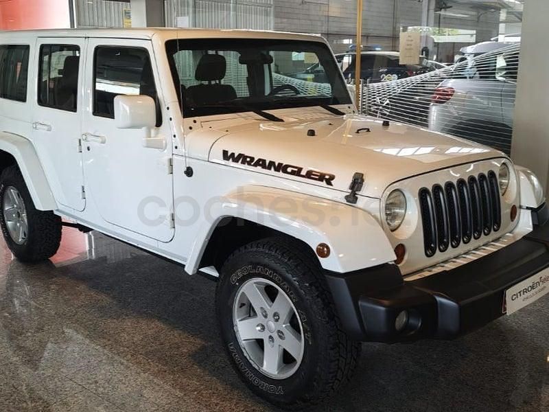 Usado Jeep Wrangler Unlimited Sahara 200 CV (147 kW) 2011 Blanco SUV