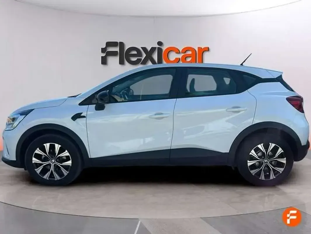 Usado Renault Captur Equilibre 101 CV (74 kW) 2023 Blanco SUV