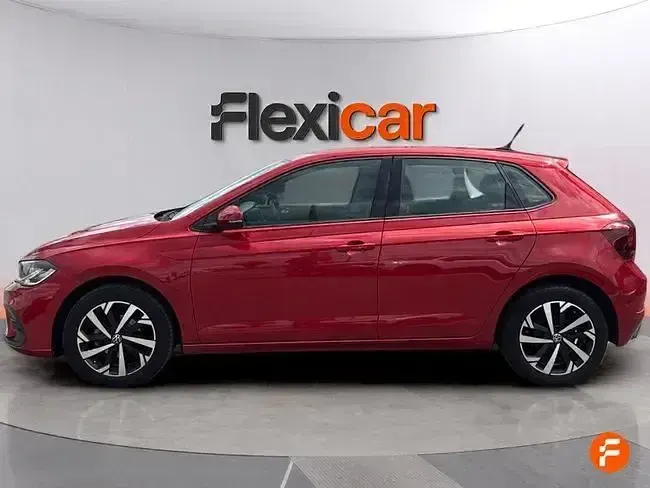 Usado VW Polo Life 95 CV (69 kW) 2022 Rojo Utilitario
