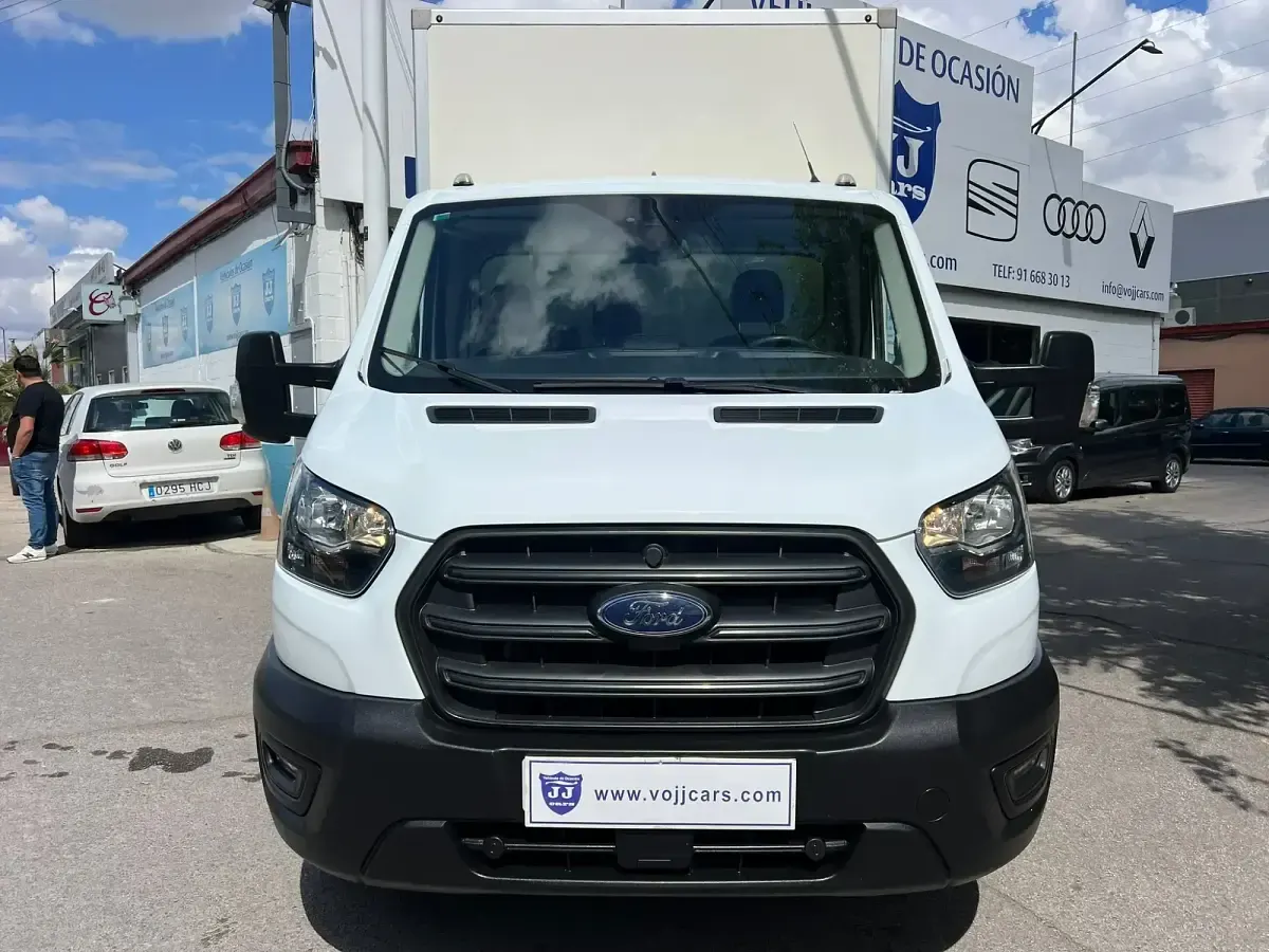 Usado Ford Transit Trend 170 CV (125 kW) 2022 Blanco