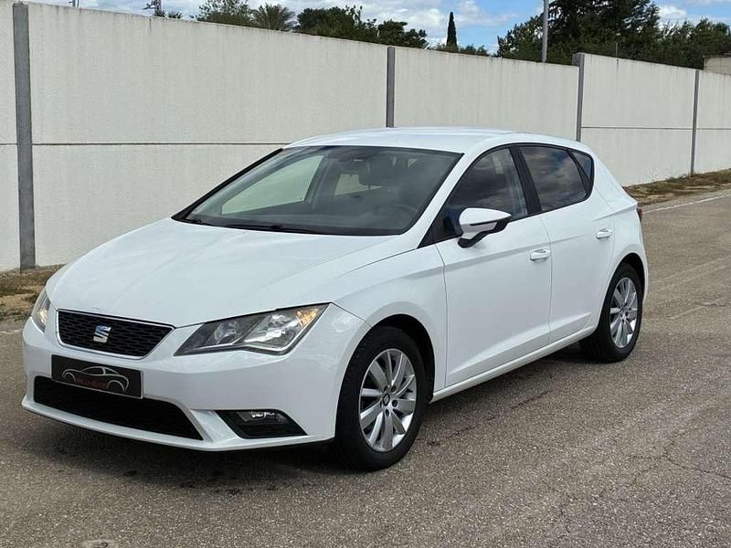 Käytetty Seat Leon ST Reference 105 HP (77 kW) 2014 Valkoinen Farmari